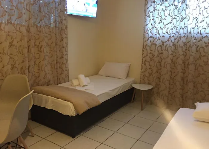 Zeus Hotel apartamentowy Potos