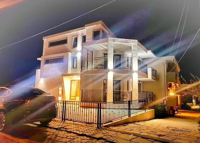 Hotel apartamentowy Zeus Potos