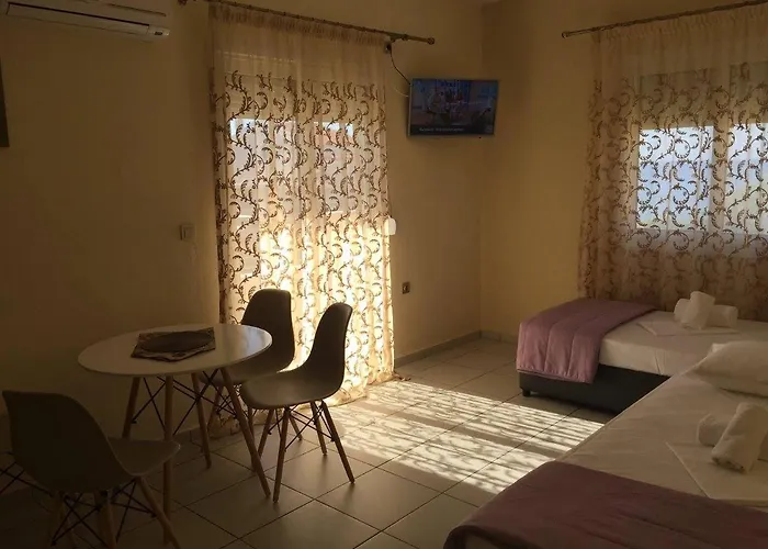 Zeus Hotel apartamentowy Potos